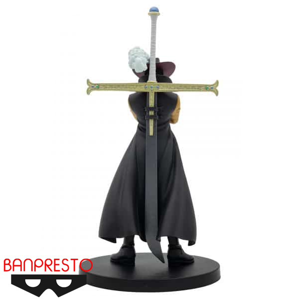 Banpresto One Piece DXF The Grandline Series Extra Dracule Mihawk Figure